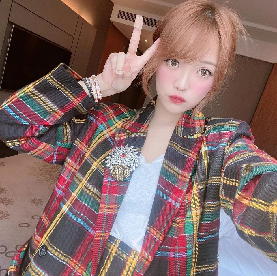 4064089.webp