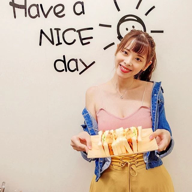 4133705.webp