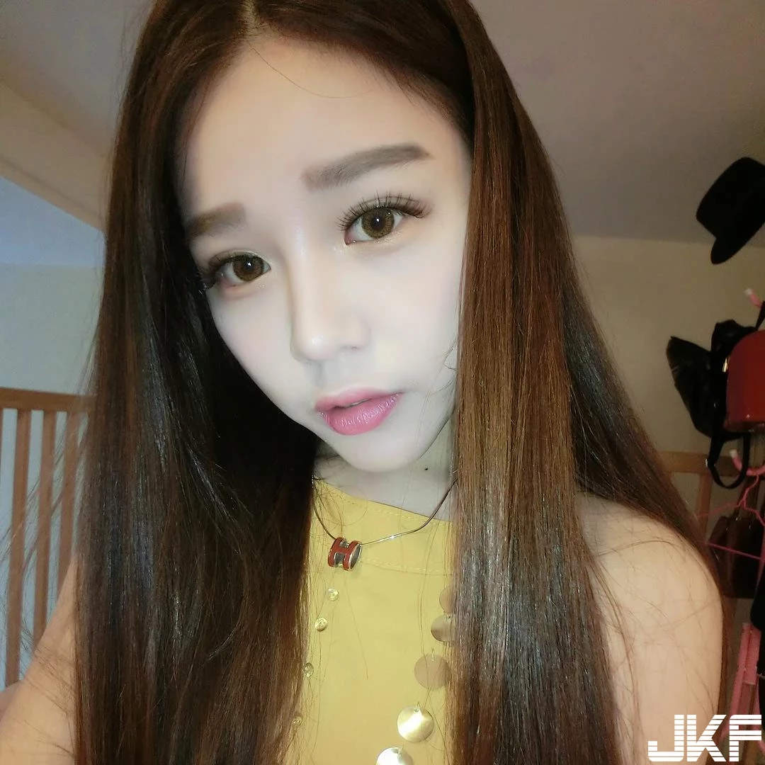 16792376.webp