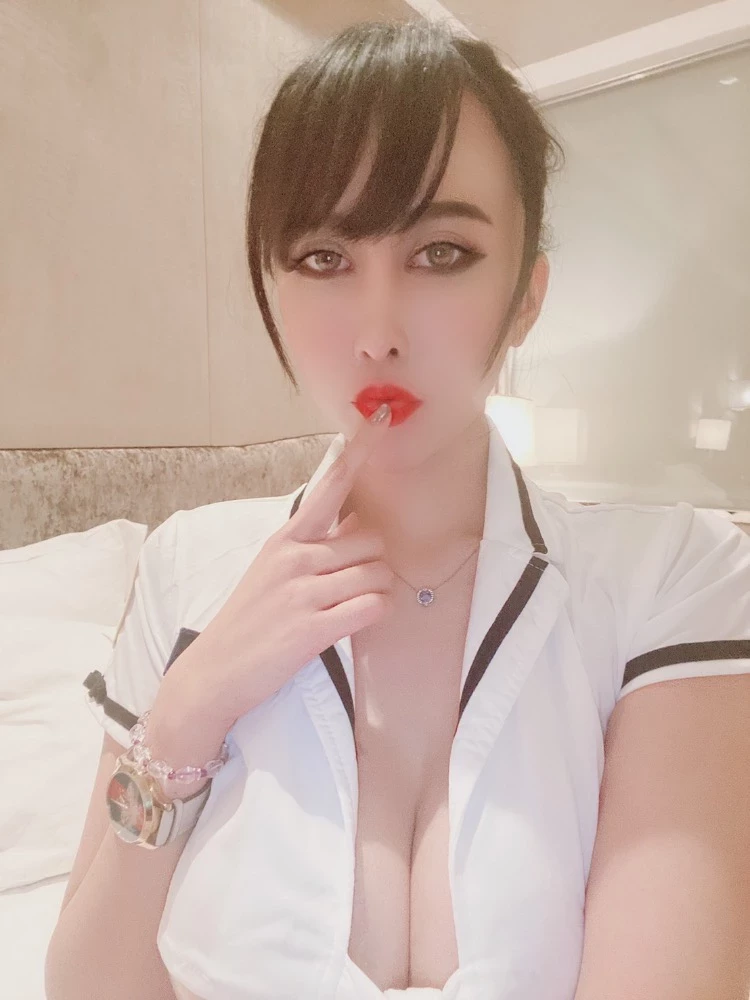 3871179.webp