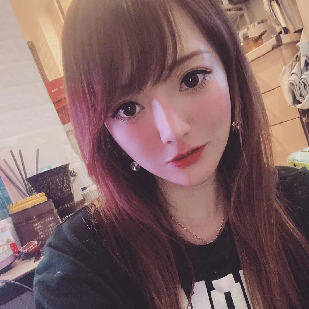 3871238.webp
