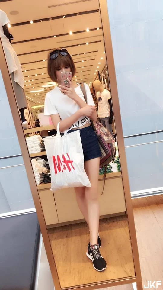 16890700.webp