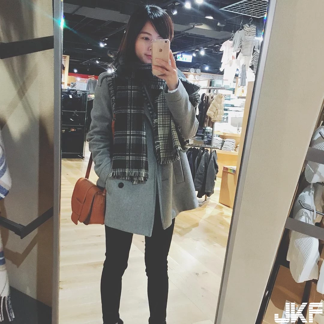 4990196.webp