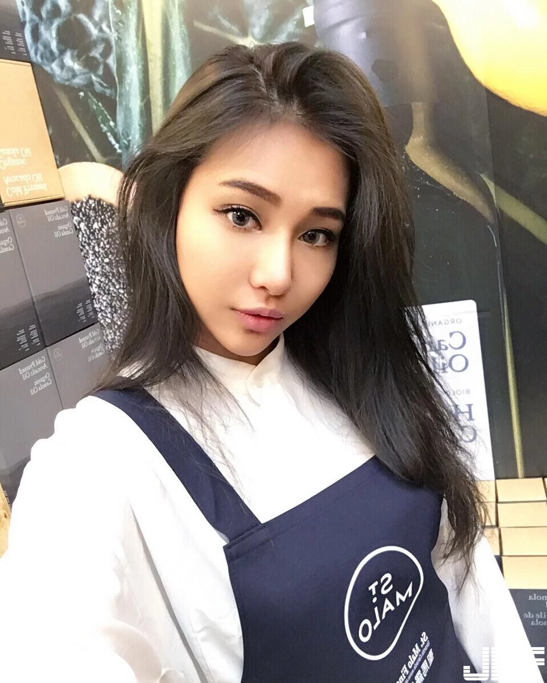 16809795.webp
