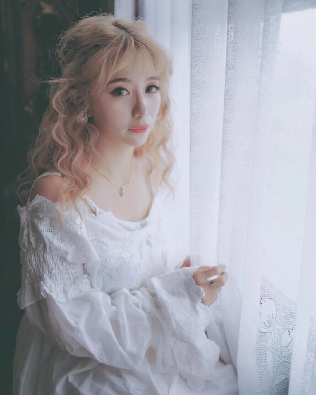 4300354.webp