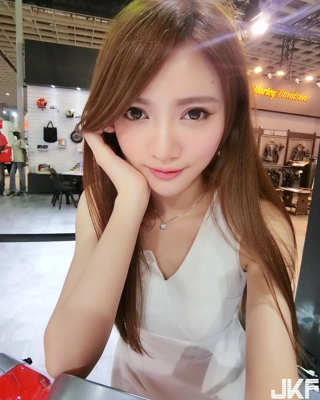 4943953.webp
