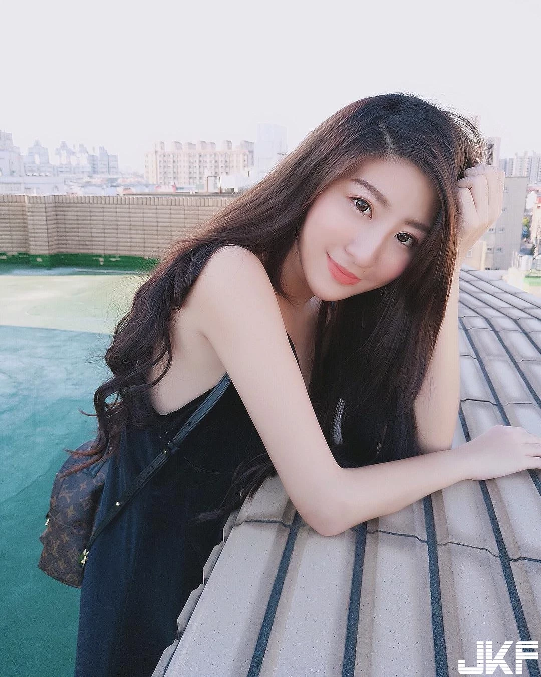 4863970.webp