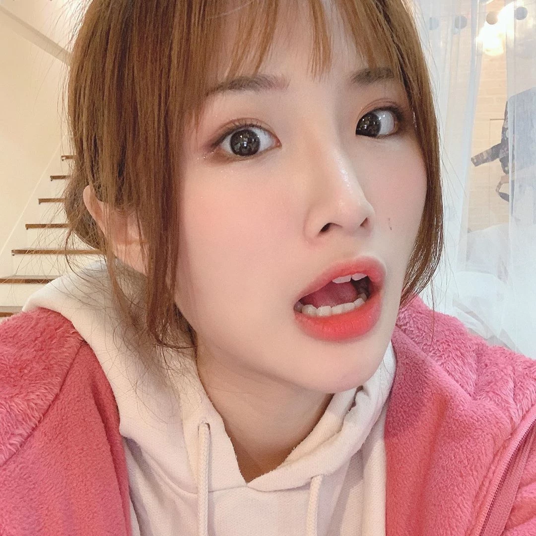 4107717.webp