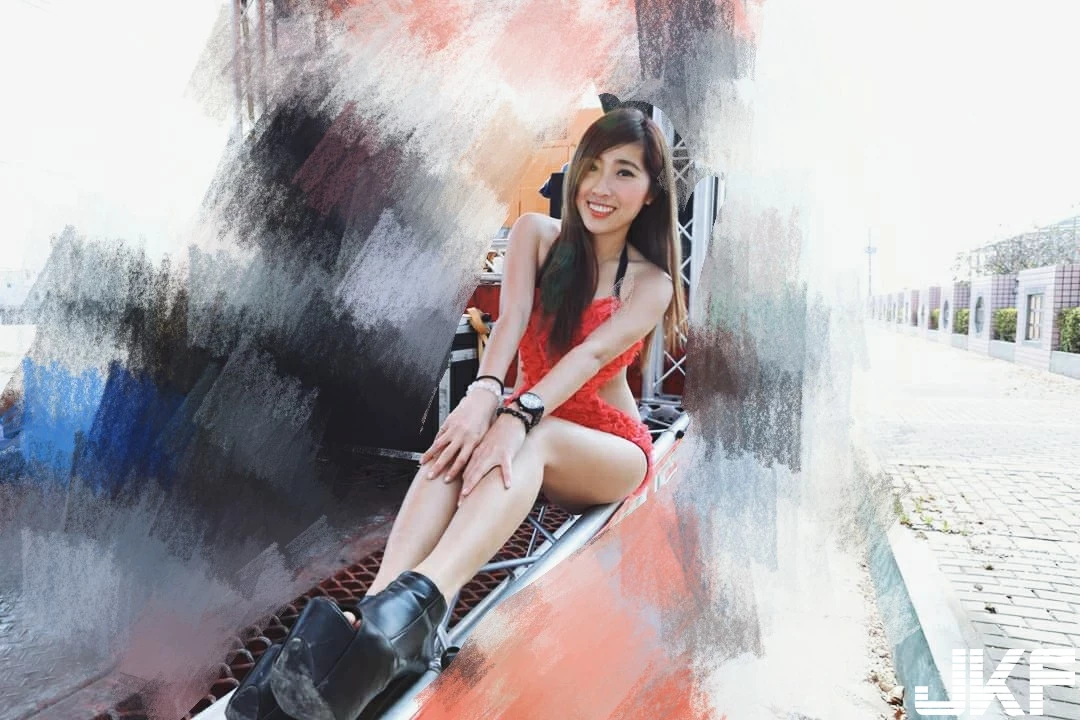 16830566.webp