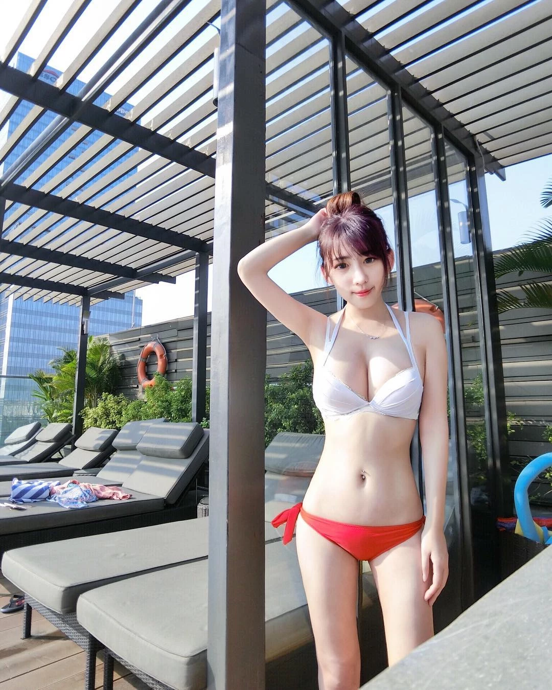 4275938.webp