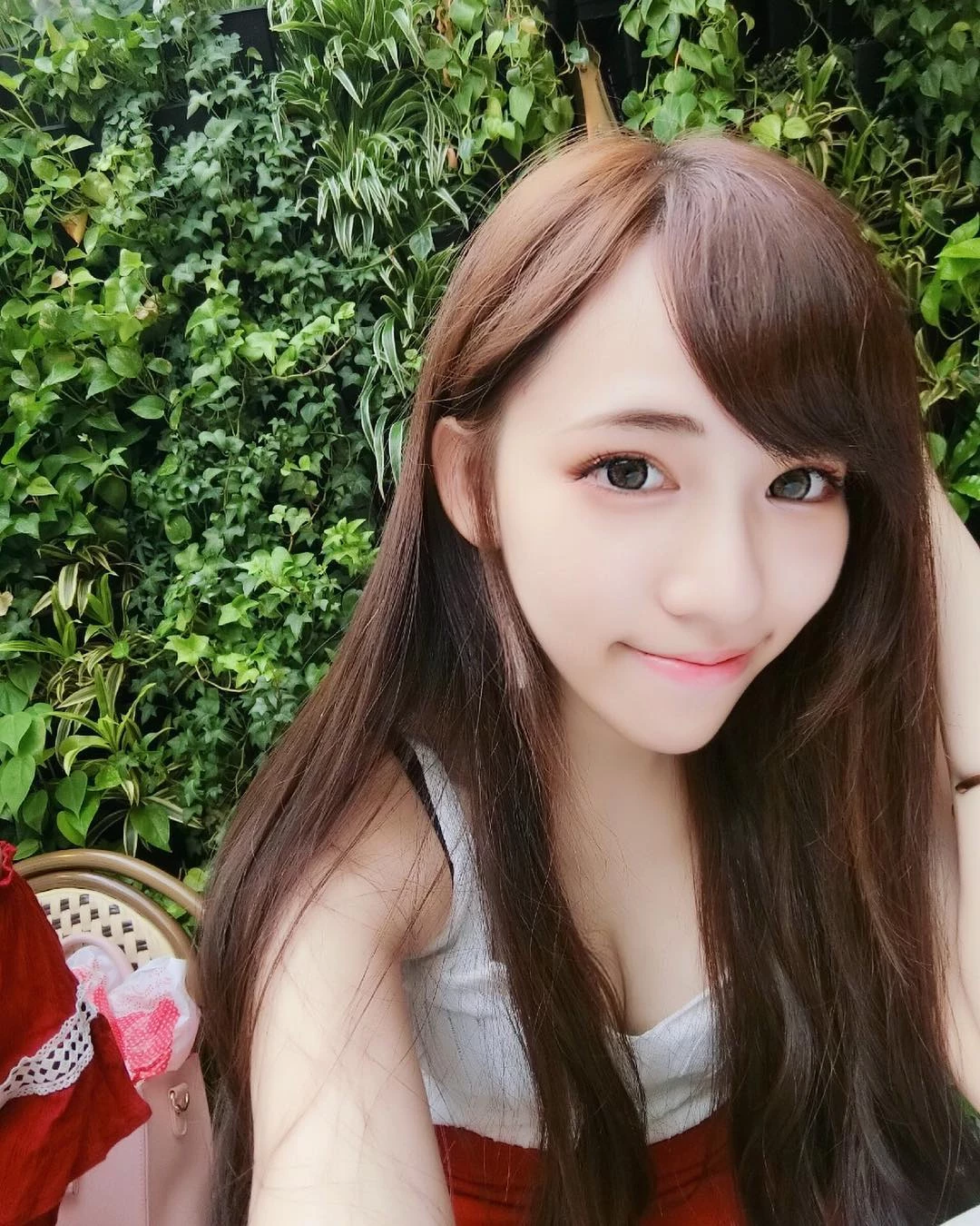 4275943.webp