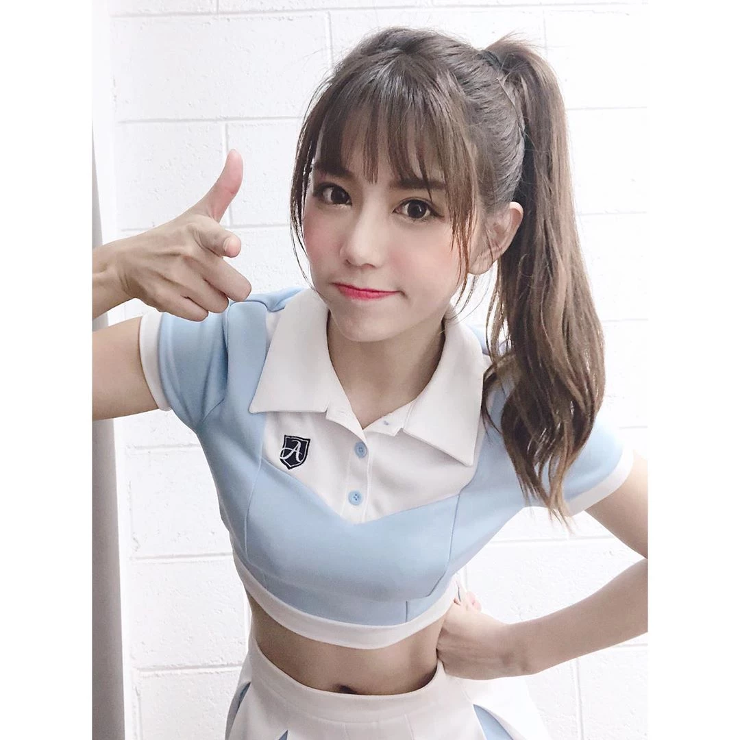 3895087.webp