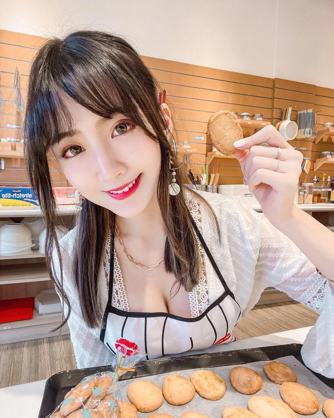 18790030.webp