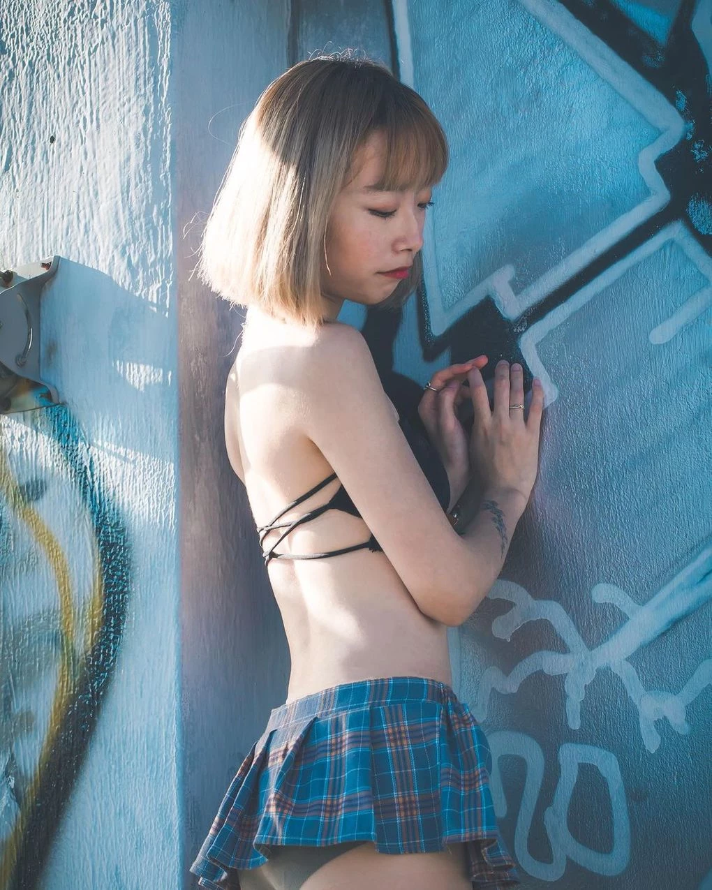 130441f9m1isht1n41isrv.webp