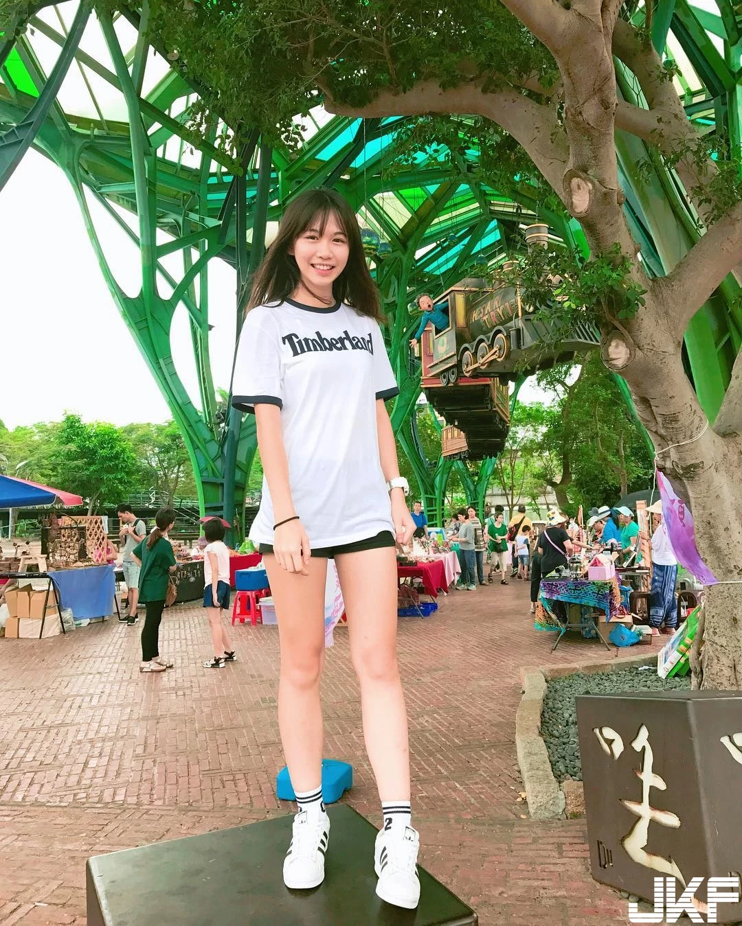 5081823.webp