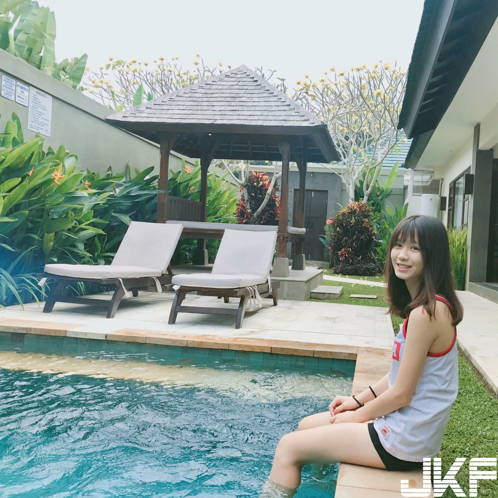 5081831.webp