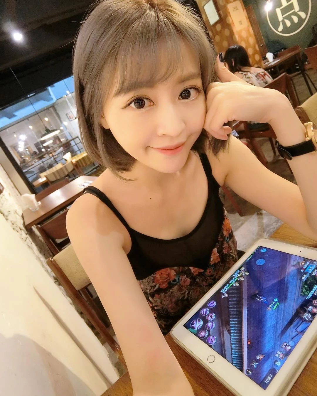 4250487.webp