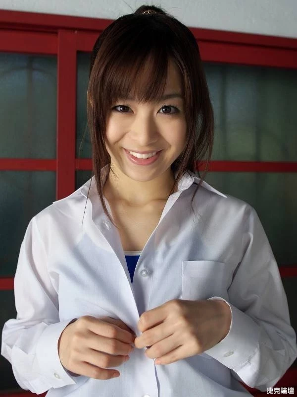 17702054.webp