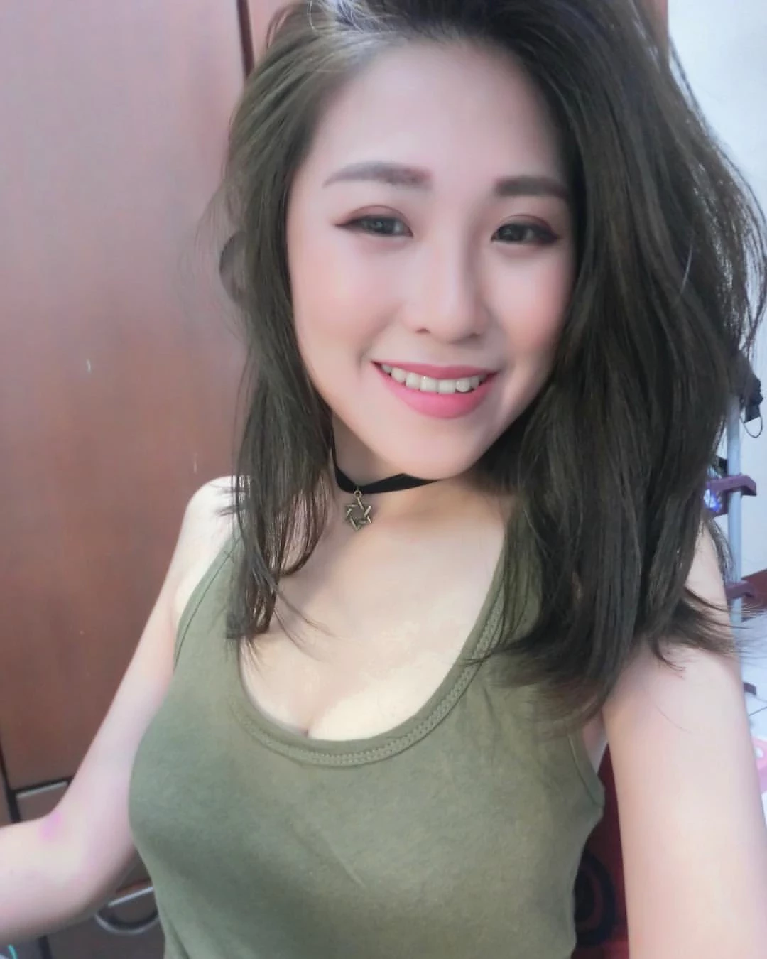 27421391.webp