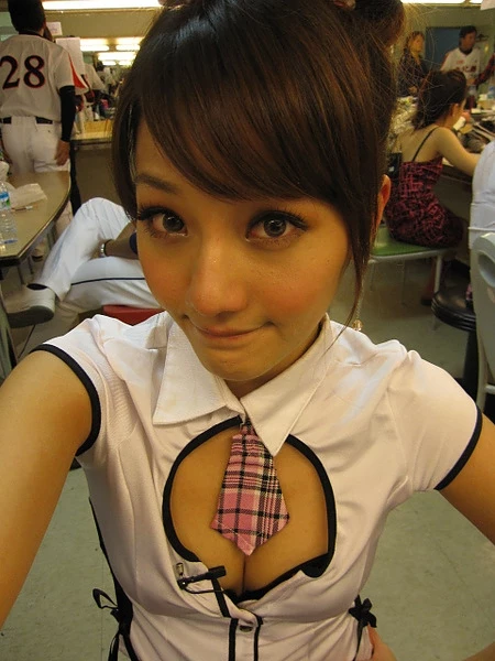 17207354.webp