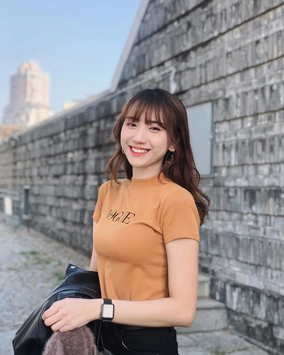 3912745.webp