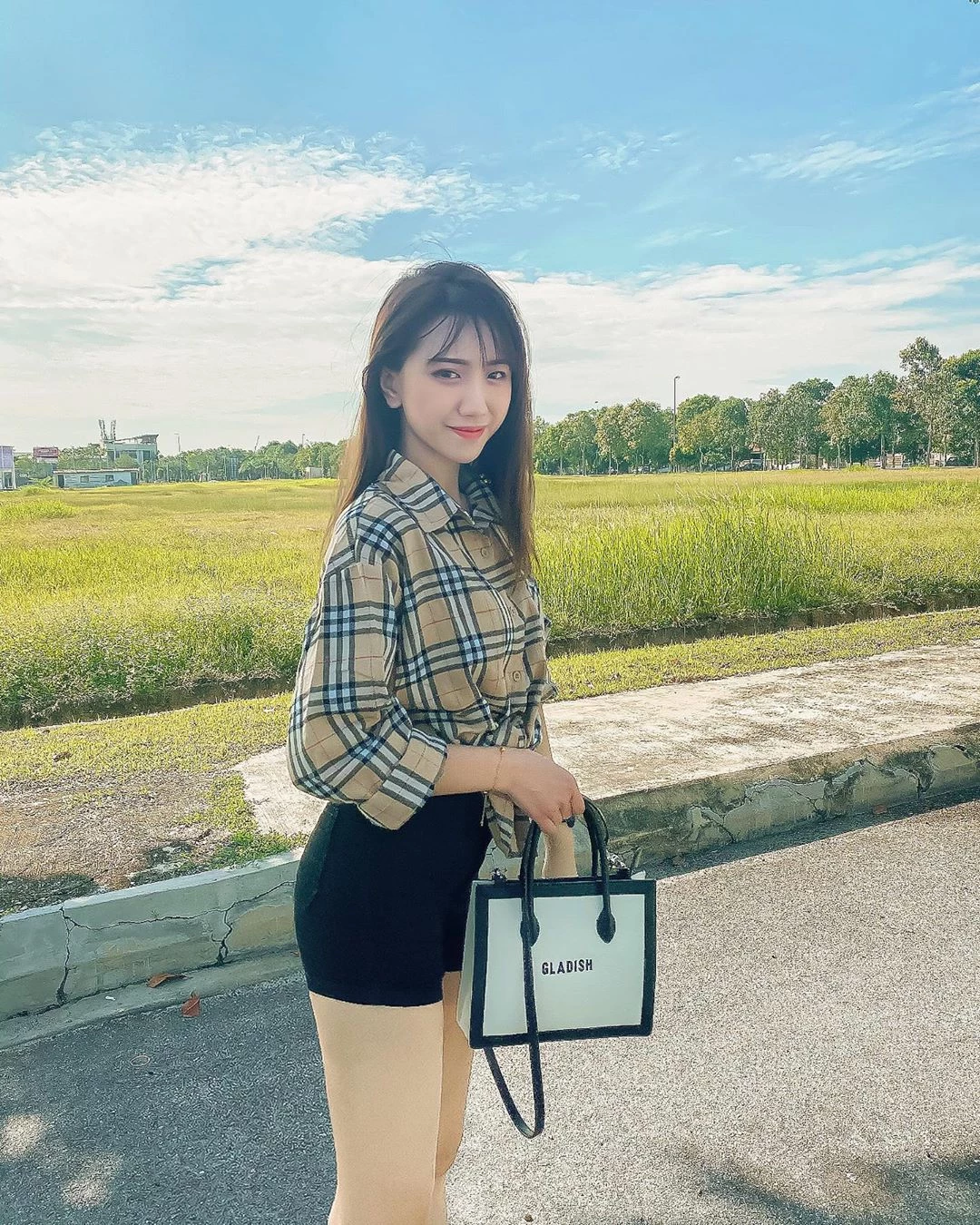 3912750.webp