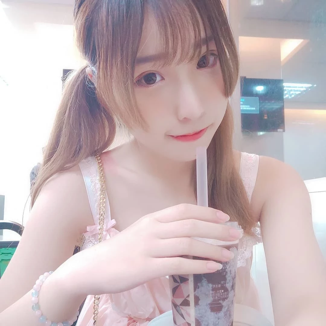 4111743.webp