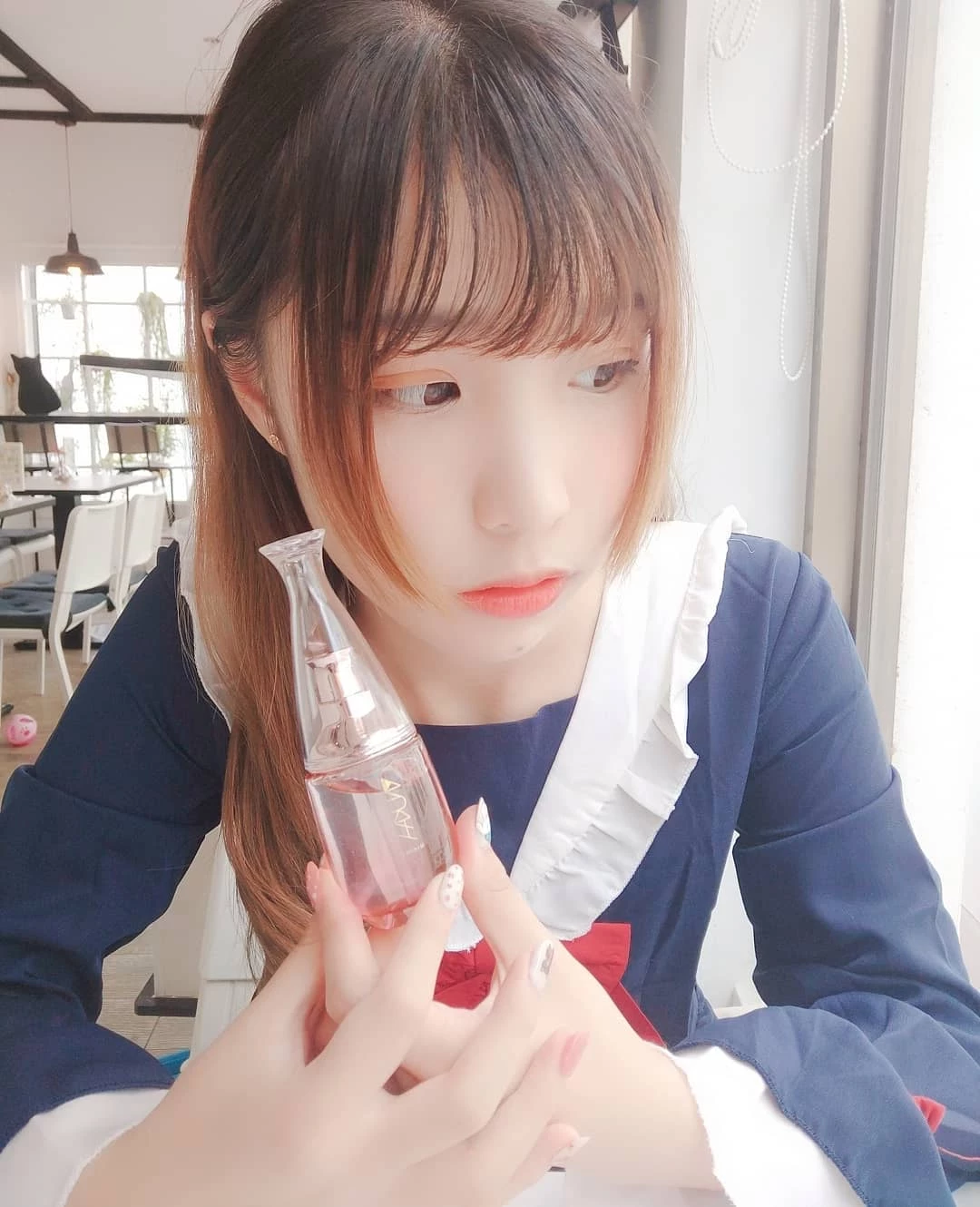 4111751.webp