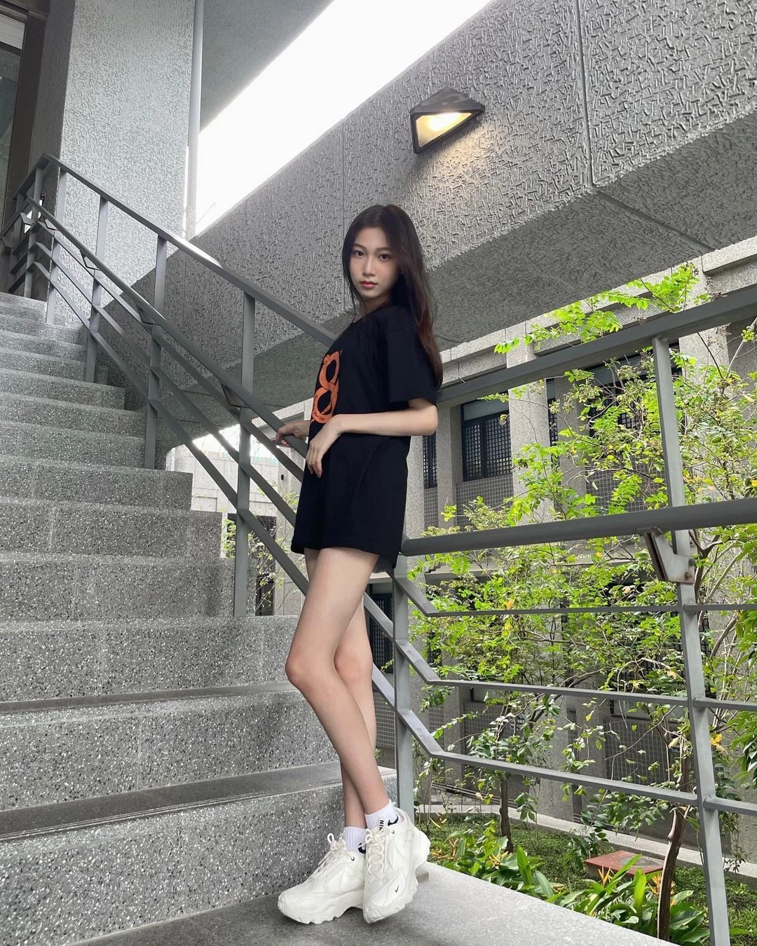 19603325.webp