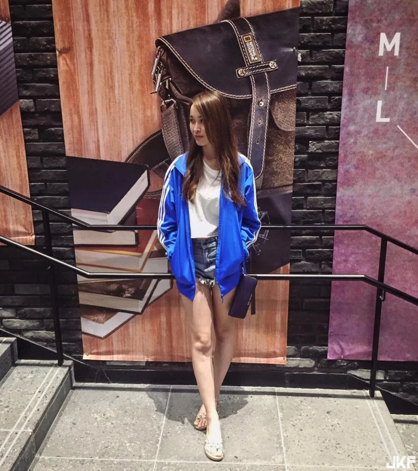 16890766.webp