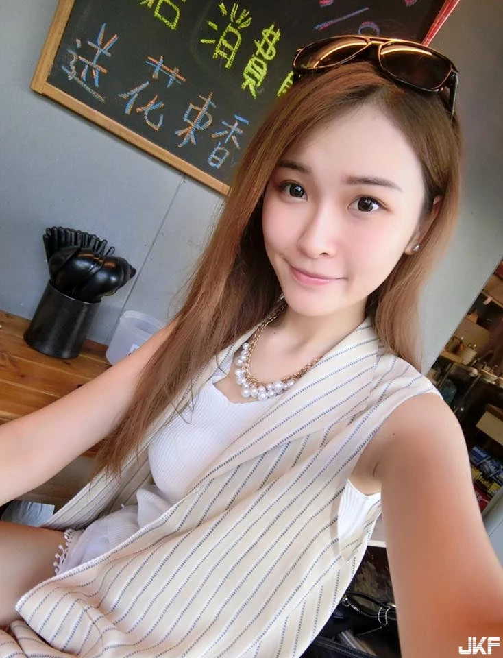 16890808.webp