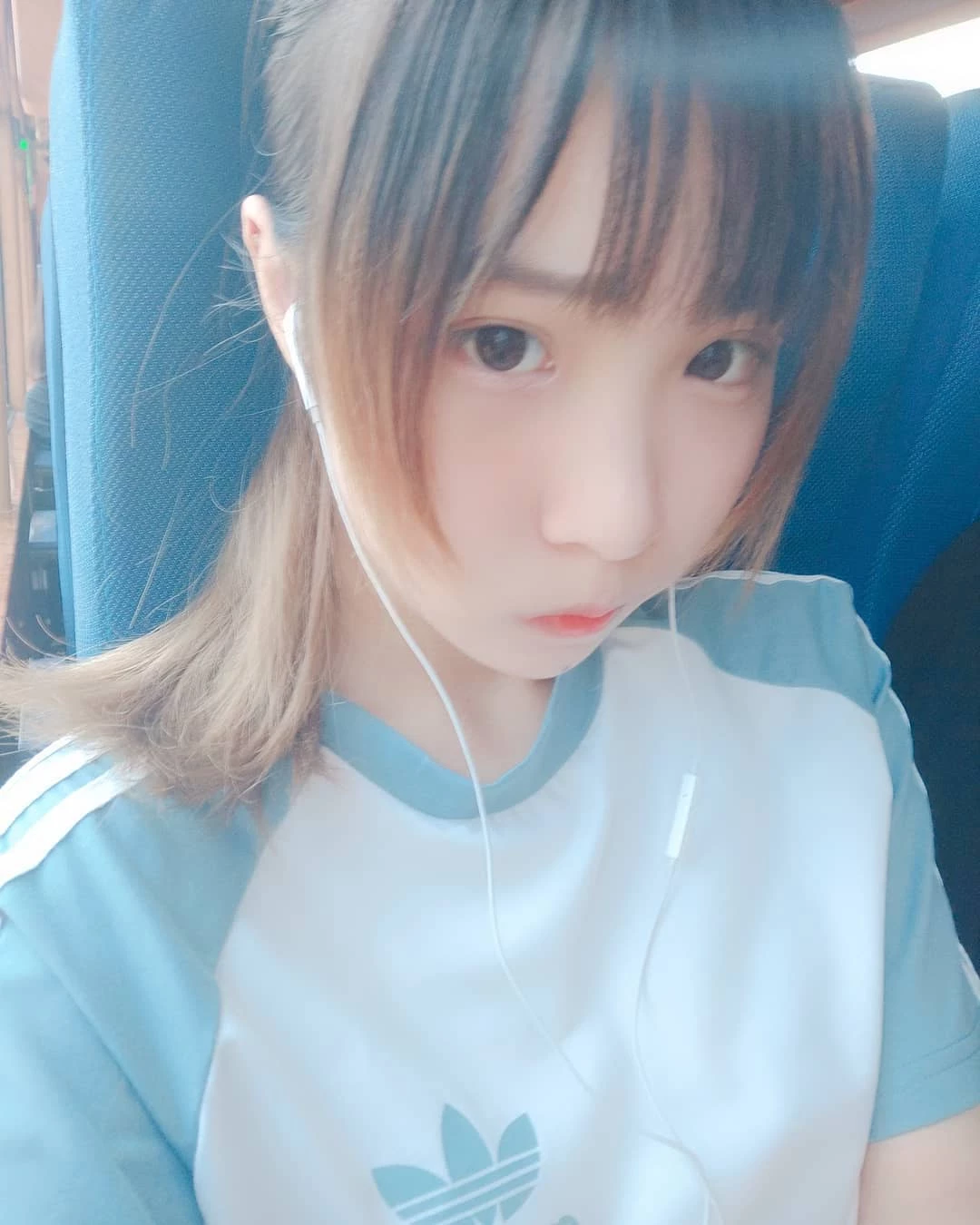 4111744.webp