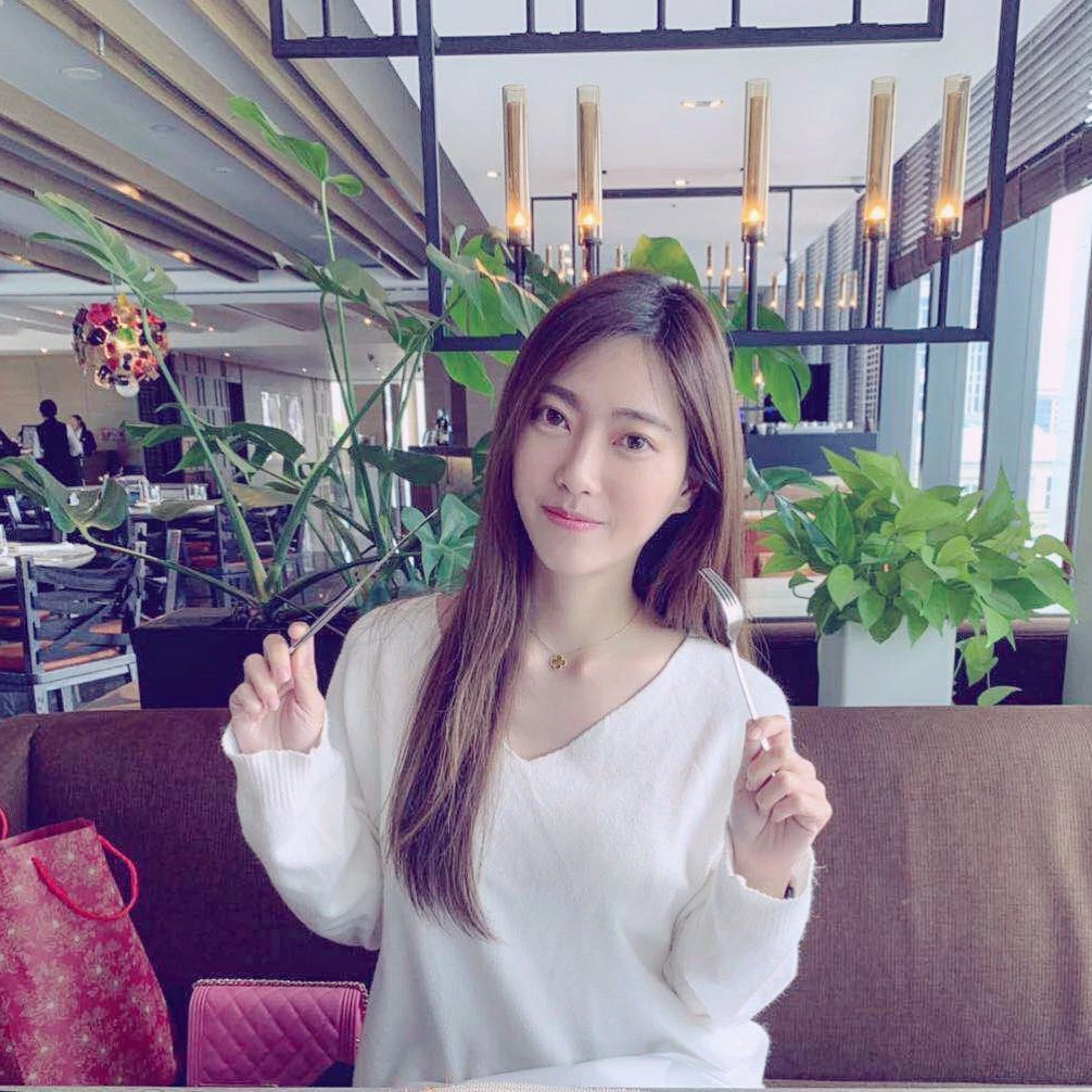 3913415.webp
