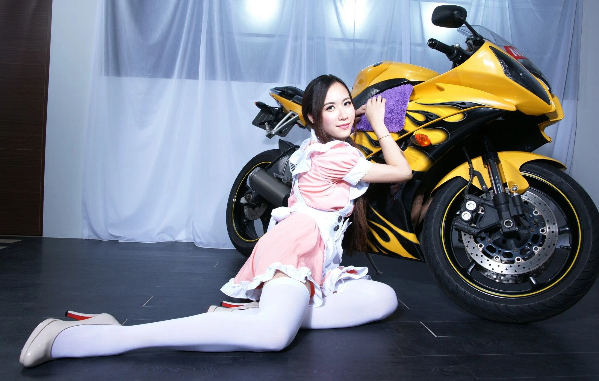 4433207.webp