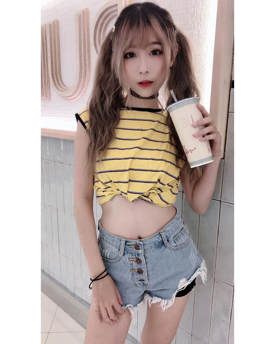 4300917.webp