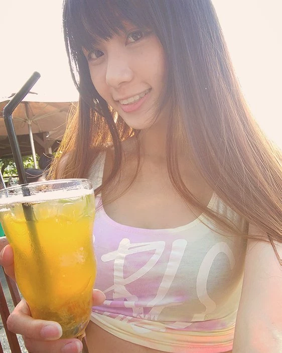 4851688.webp