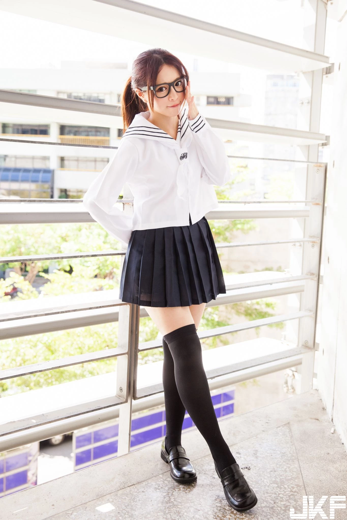 161322ibfb9s2z8x58f8a9.webp