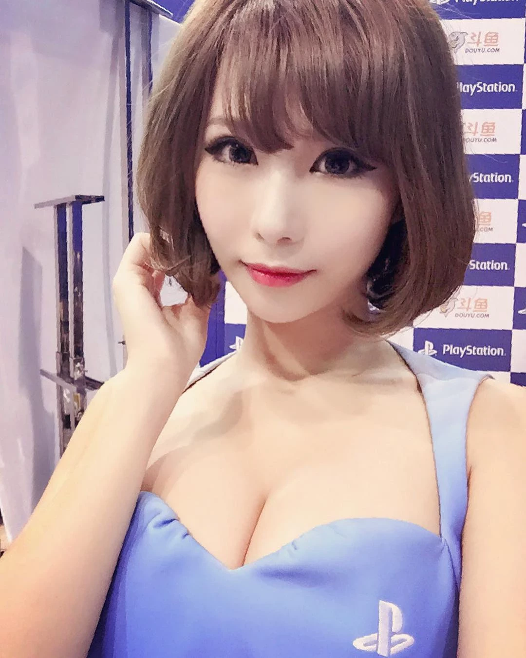 4156713.webp