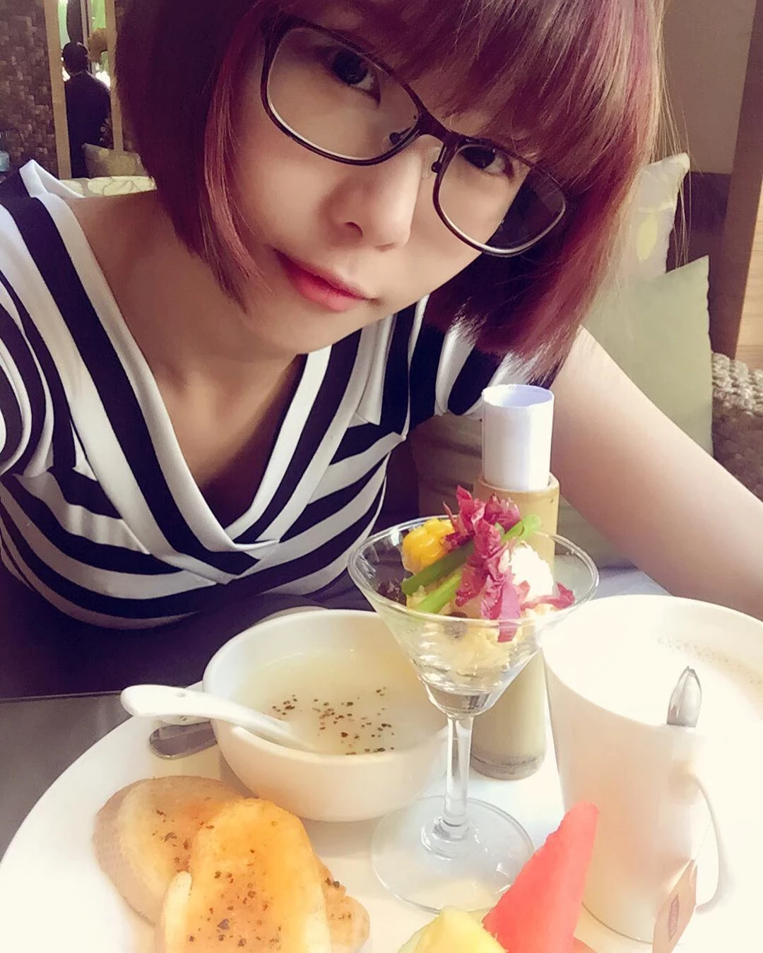 4156727.webp