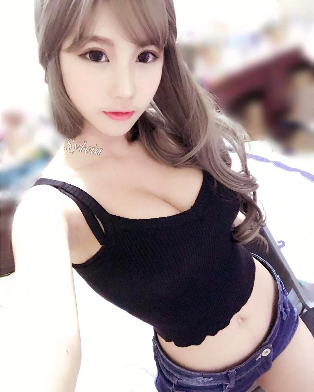4156767.webp