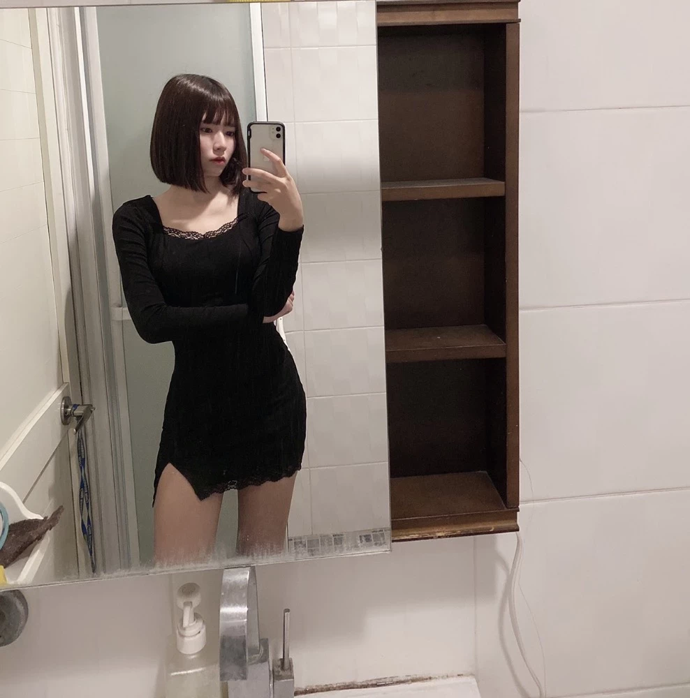 3989307.webp