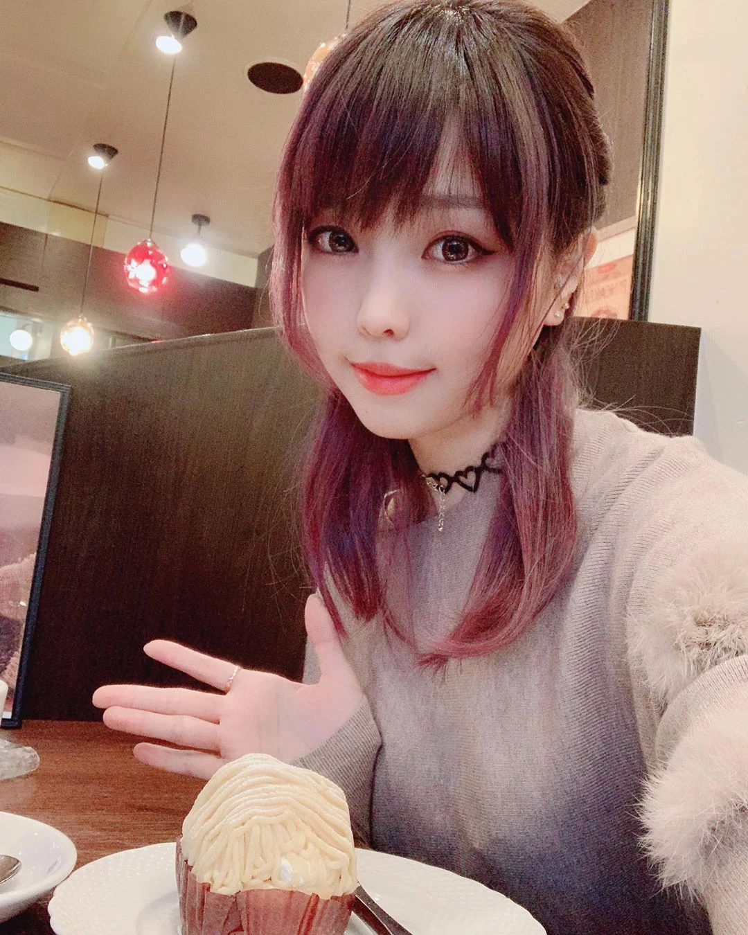 4107826.webp