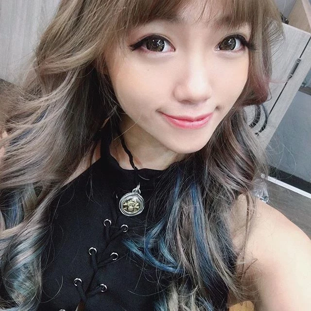 4128786.webp