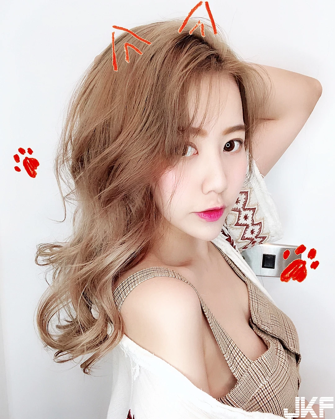 4663962.webp