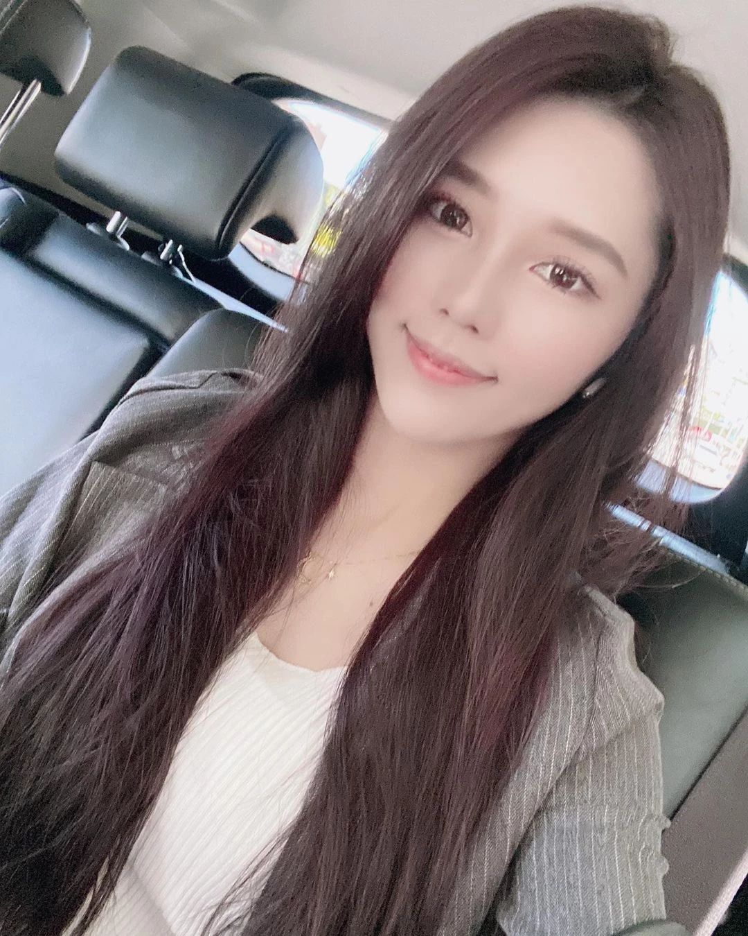 19467842.webp
