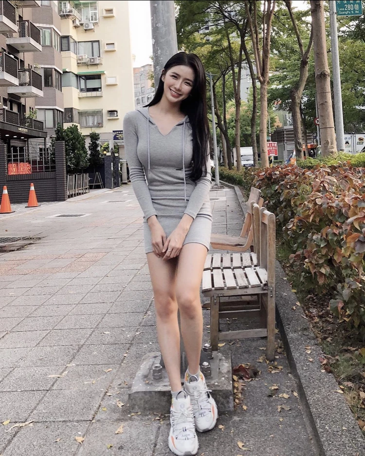 28118383.webp