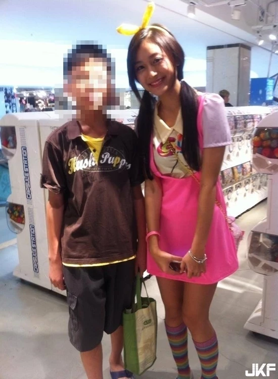 16890310.webp