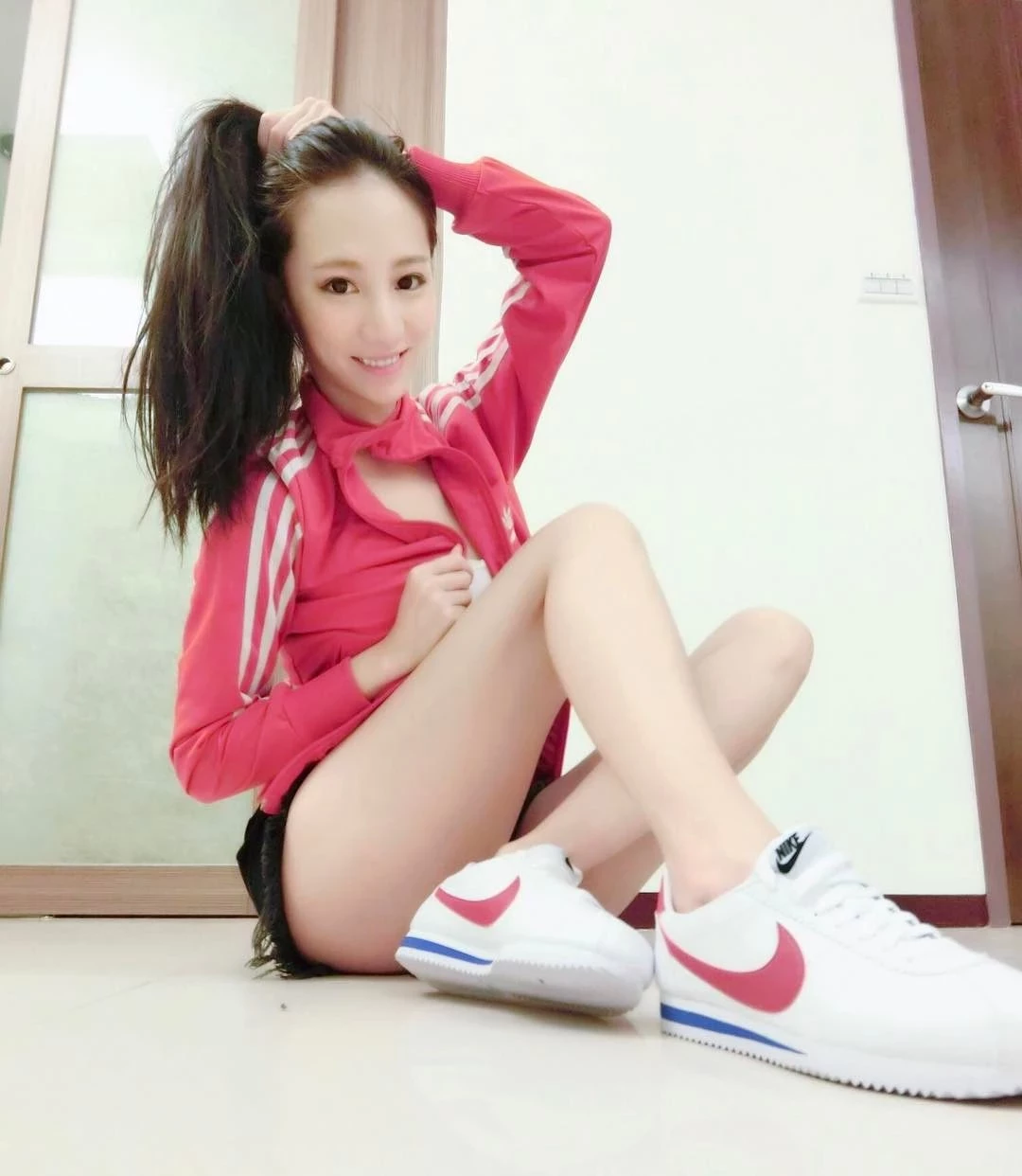 4354177.webp