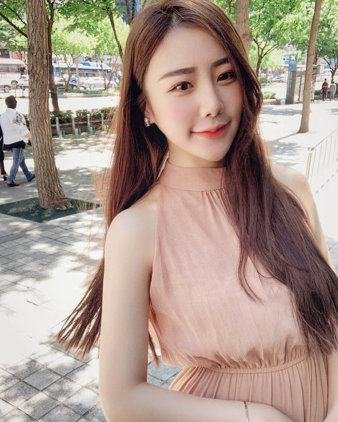 4103642.webp