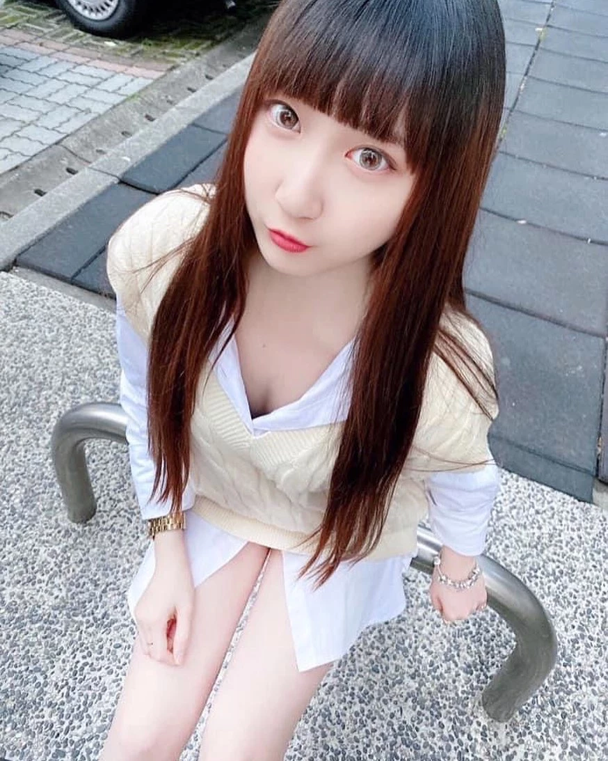 19707495.webp
